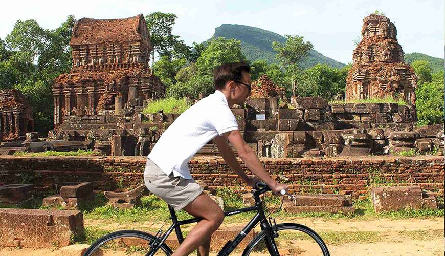 Cycling  Hoi An